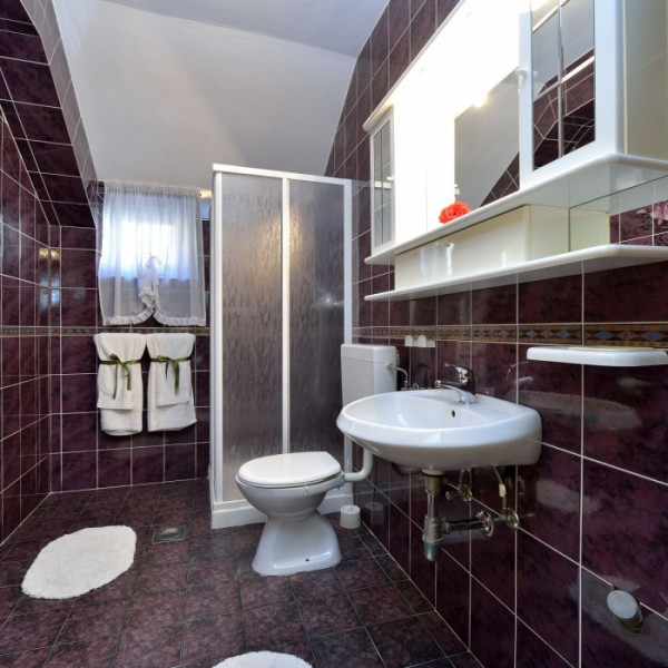 Bad / WC, Apartments Villa Zdenka, Feriehus, ferieboliger og hotell i Kroatia - Charming Croatia
